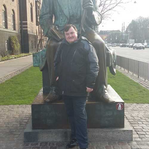 Hans Christian Anderson statue, Copenhagen.