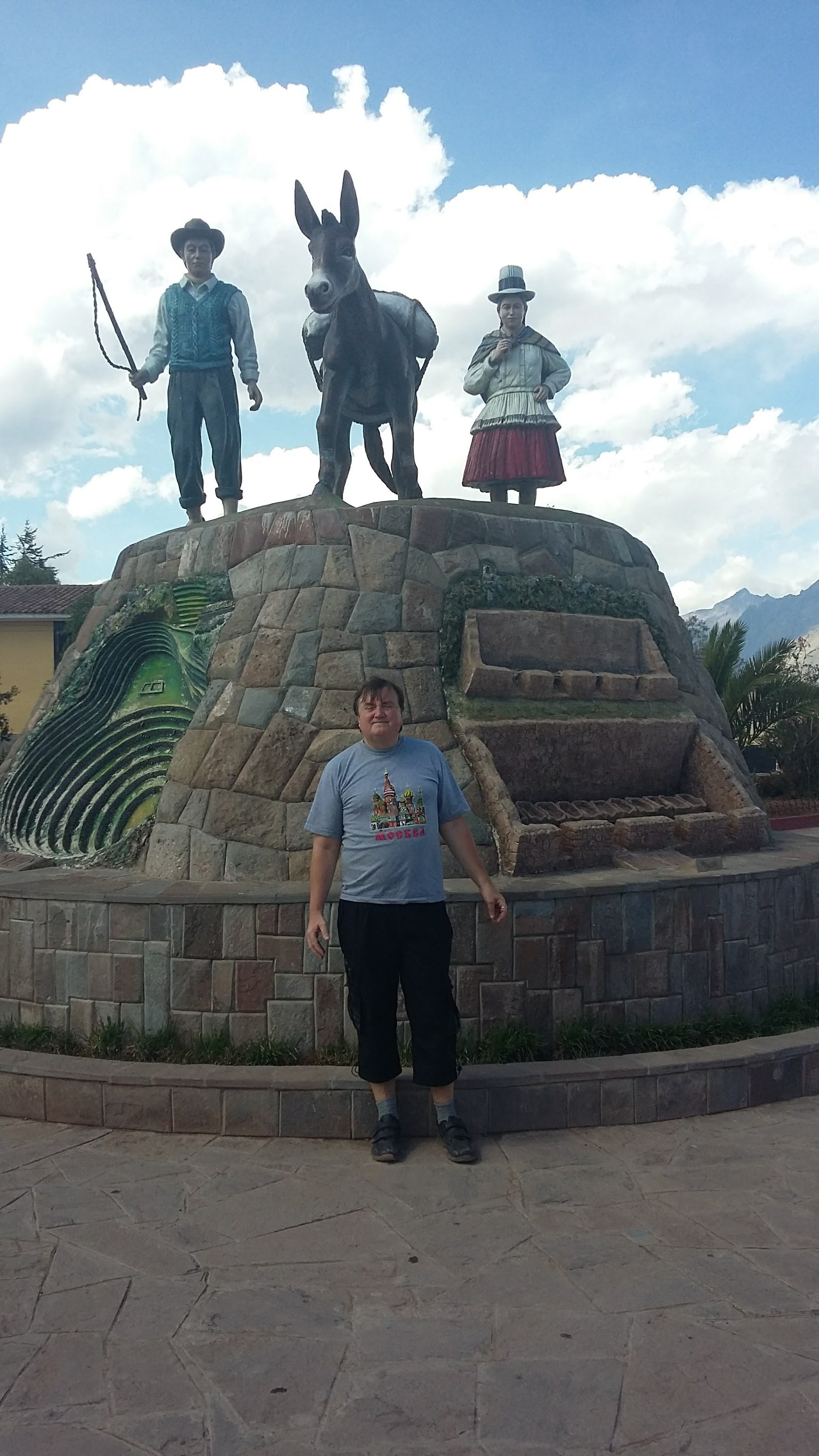 .aras town Square, Sacred Valley Peru