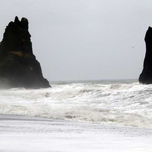 Reynisfjara the Black Sand Beach, Исландия