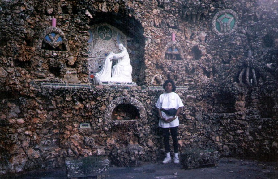 Black Madonna Shrine and Grottos, США