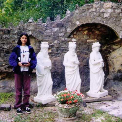 Black Madonna Shrine and Grottos, США