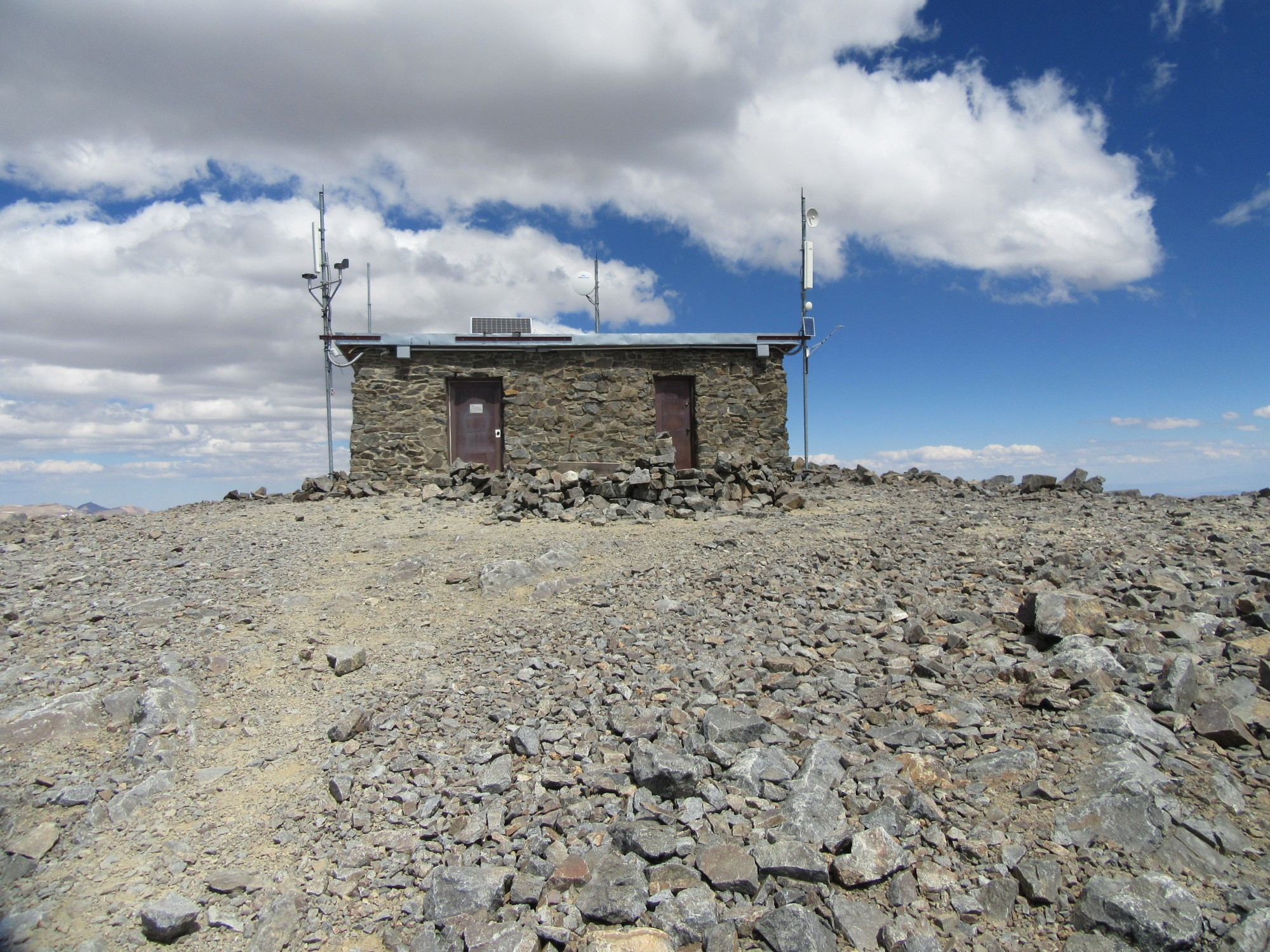 The goal — little building at the summit.