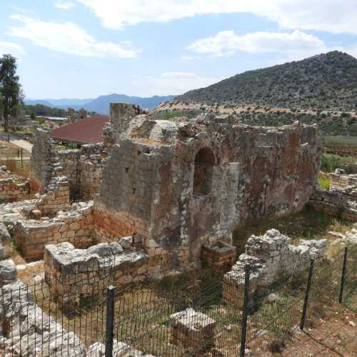 Ancient Roman ruin