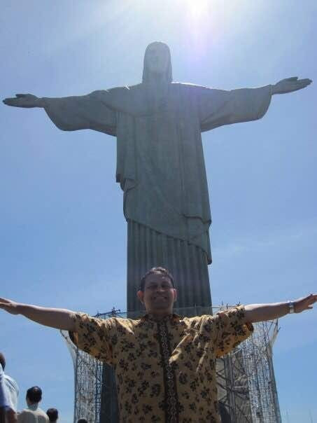 Rio DJ Statue of Jesus