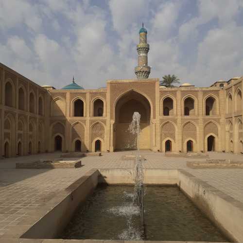 Багдад. Медресе Аль-Мустансирия. Памятник эпохи Аббасидов