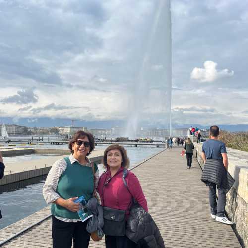 Jet d'Eau Fountain, Switzerland