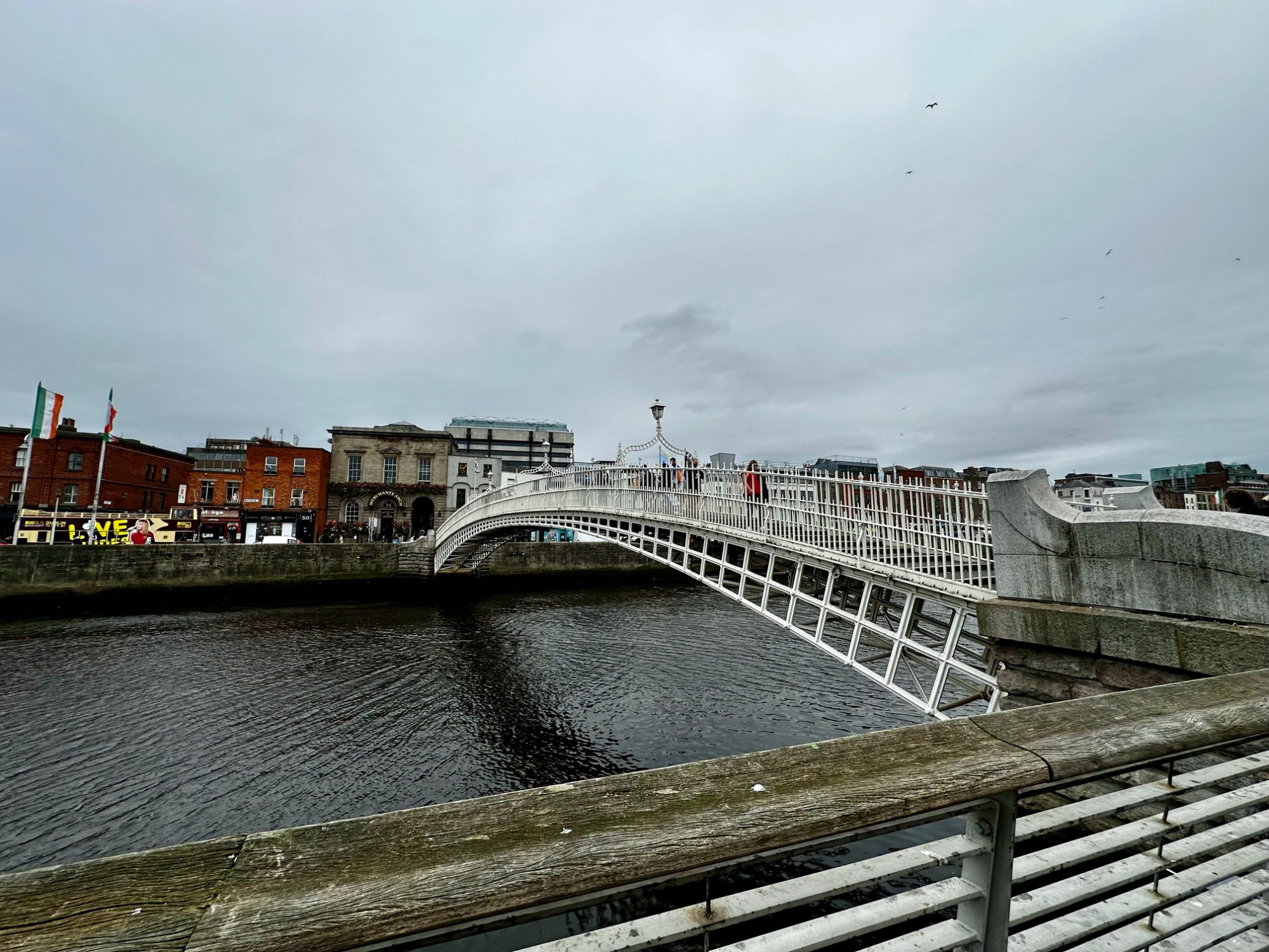 Ha'Penny Bridge, Ireland