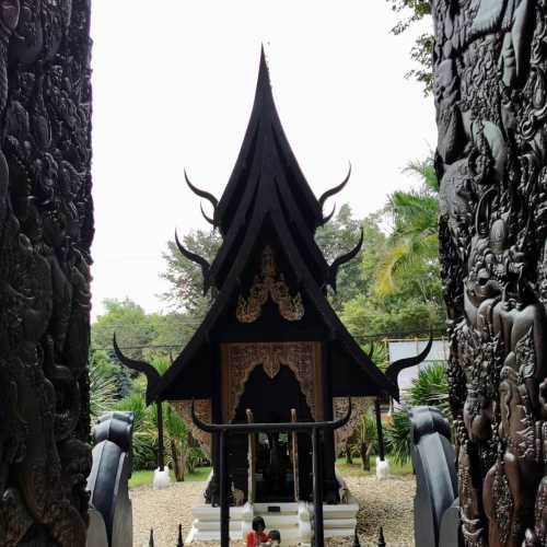 Baan Dam Museum (The Black House), Таиланд