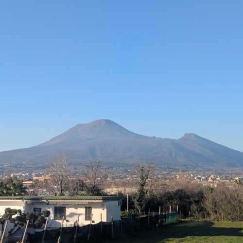 Везувий, Италия