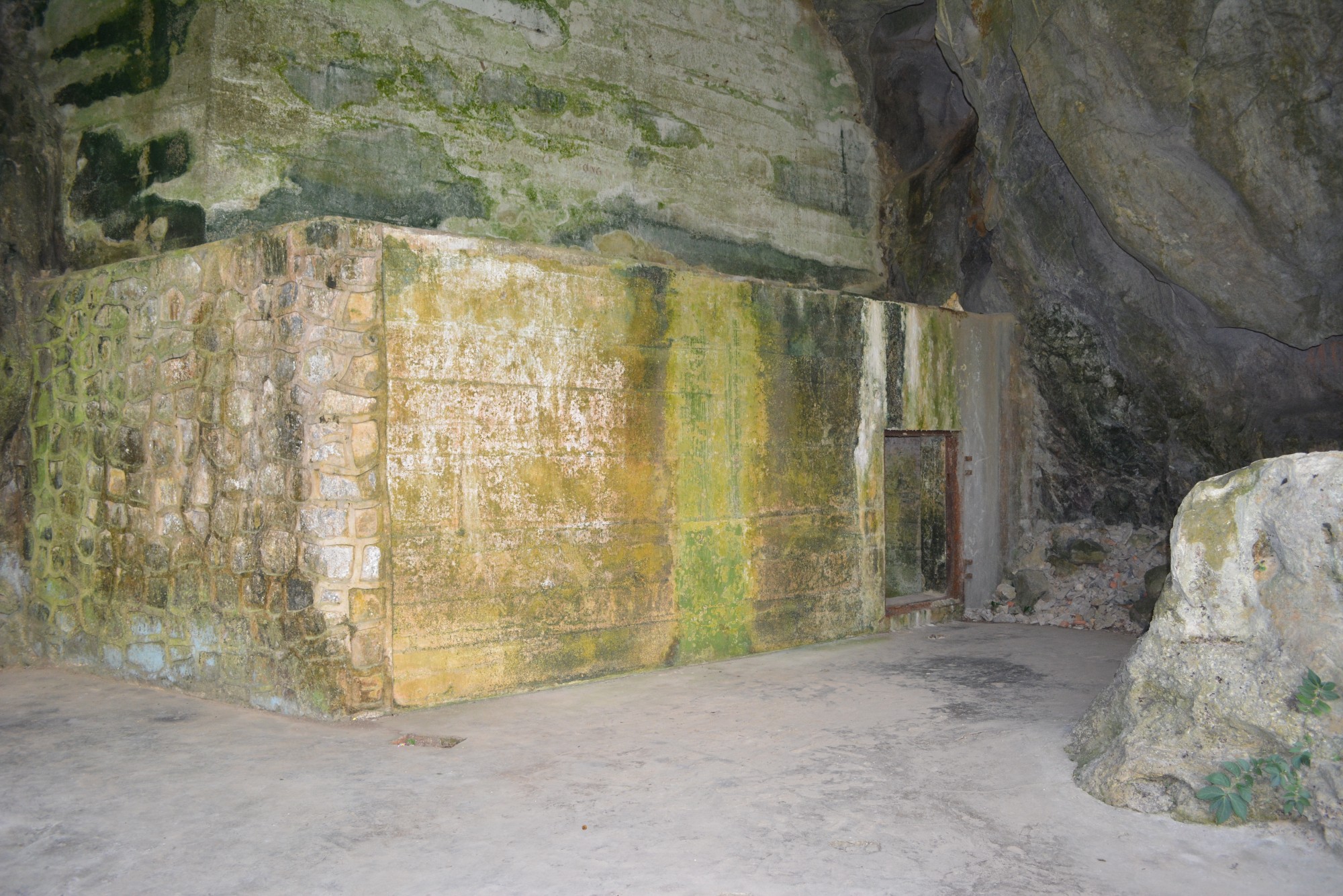 Hospital Cave, Vietnam