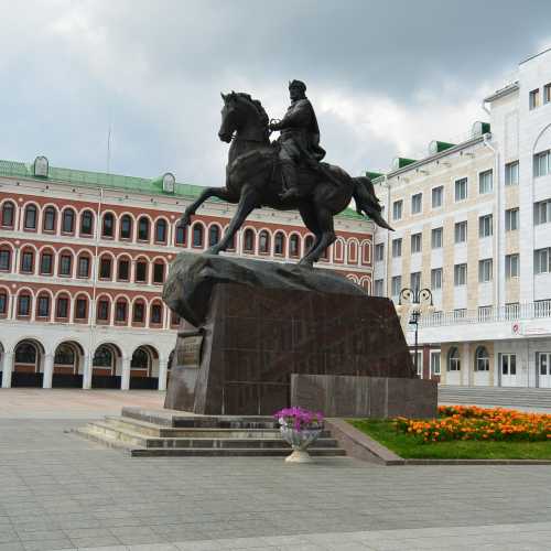 Памятник основателю Йошкар-Олы Оболенскому-Ноготкову И.А., Russia