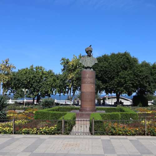 Памятник Сулейману Стальскому, Russia