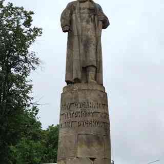 Памятник Ивану Сусанину photo