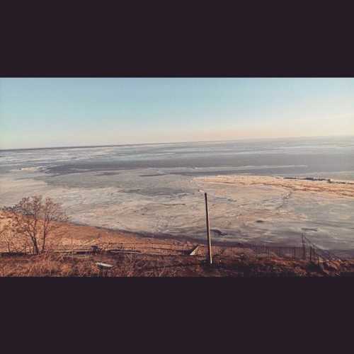 Таганрогский залив замерз