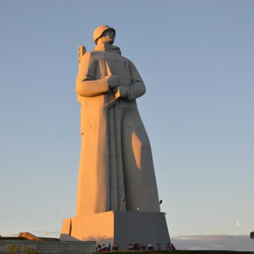 Мурманск. Памятник Защитникам Советского Заполярья. 