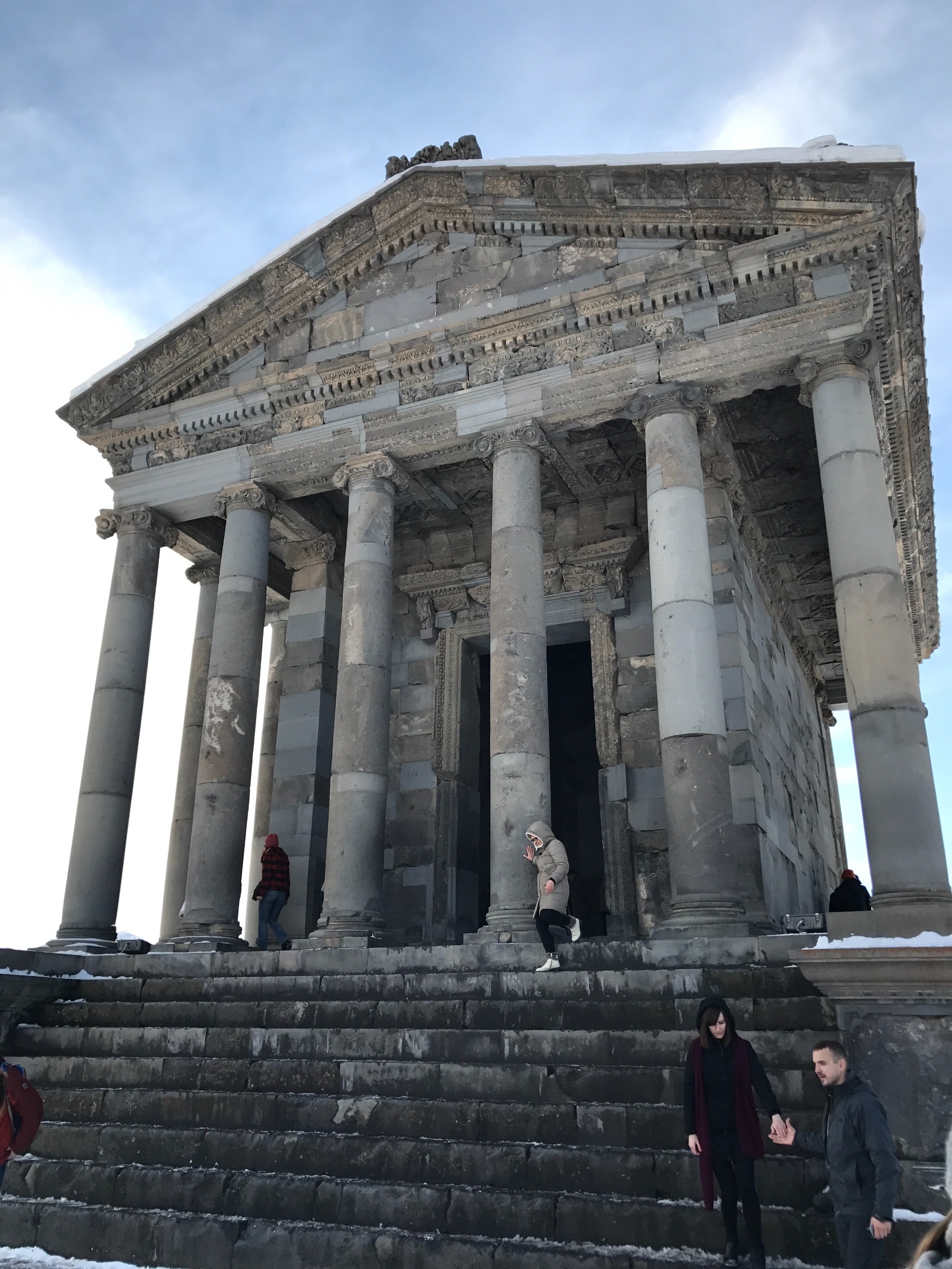 Гарни — древнейший храм