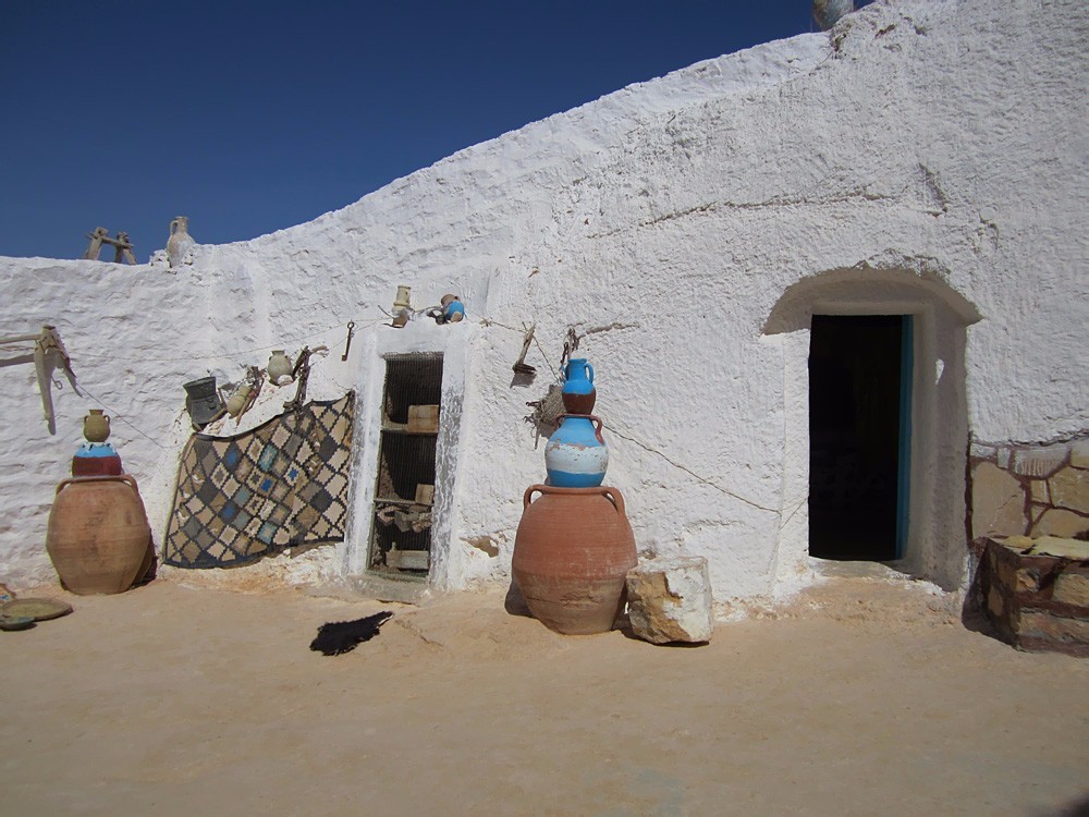 Тунис, 2012