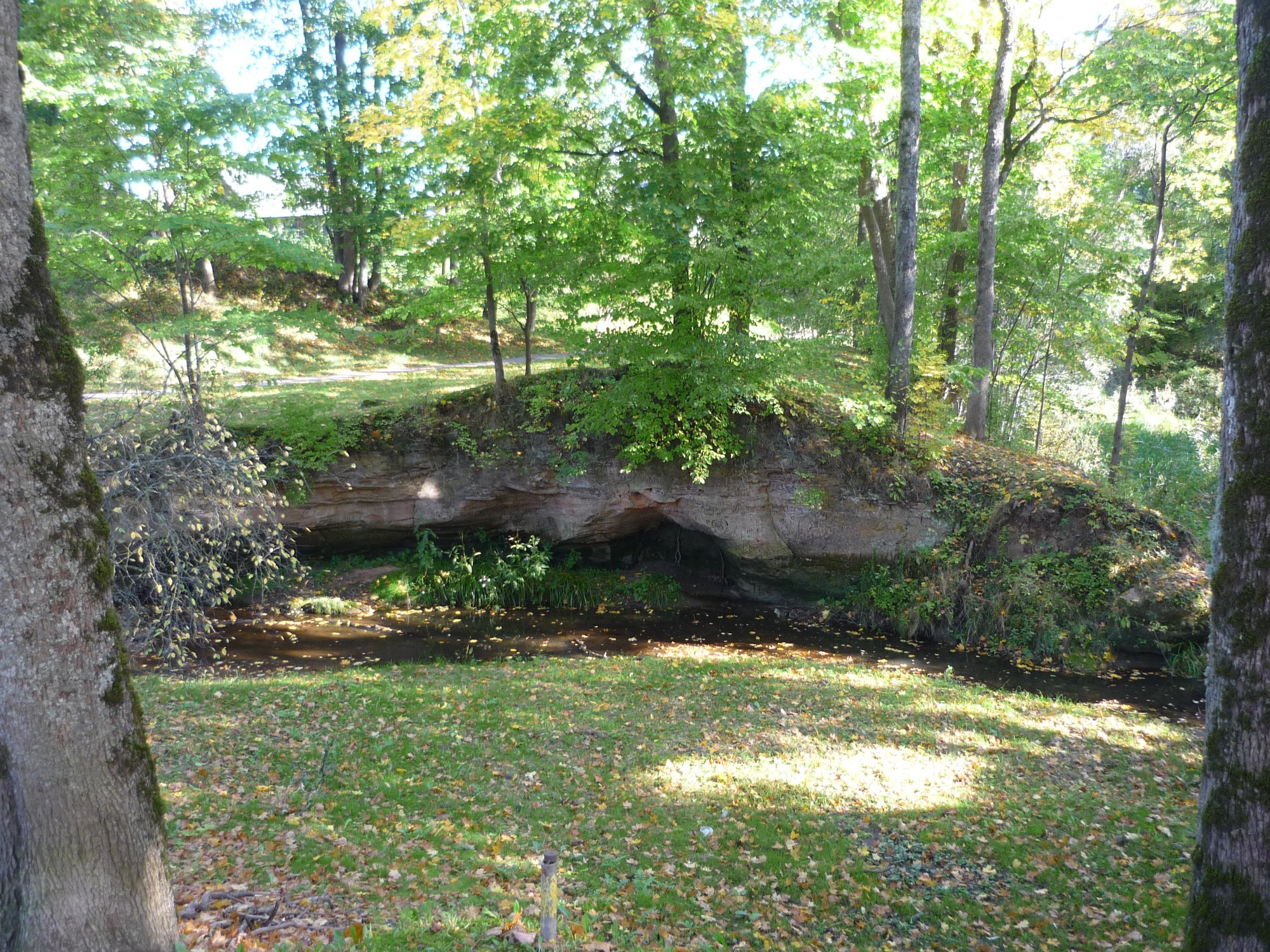 Лиелварде, Латвия