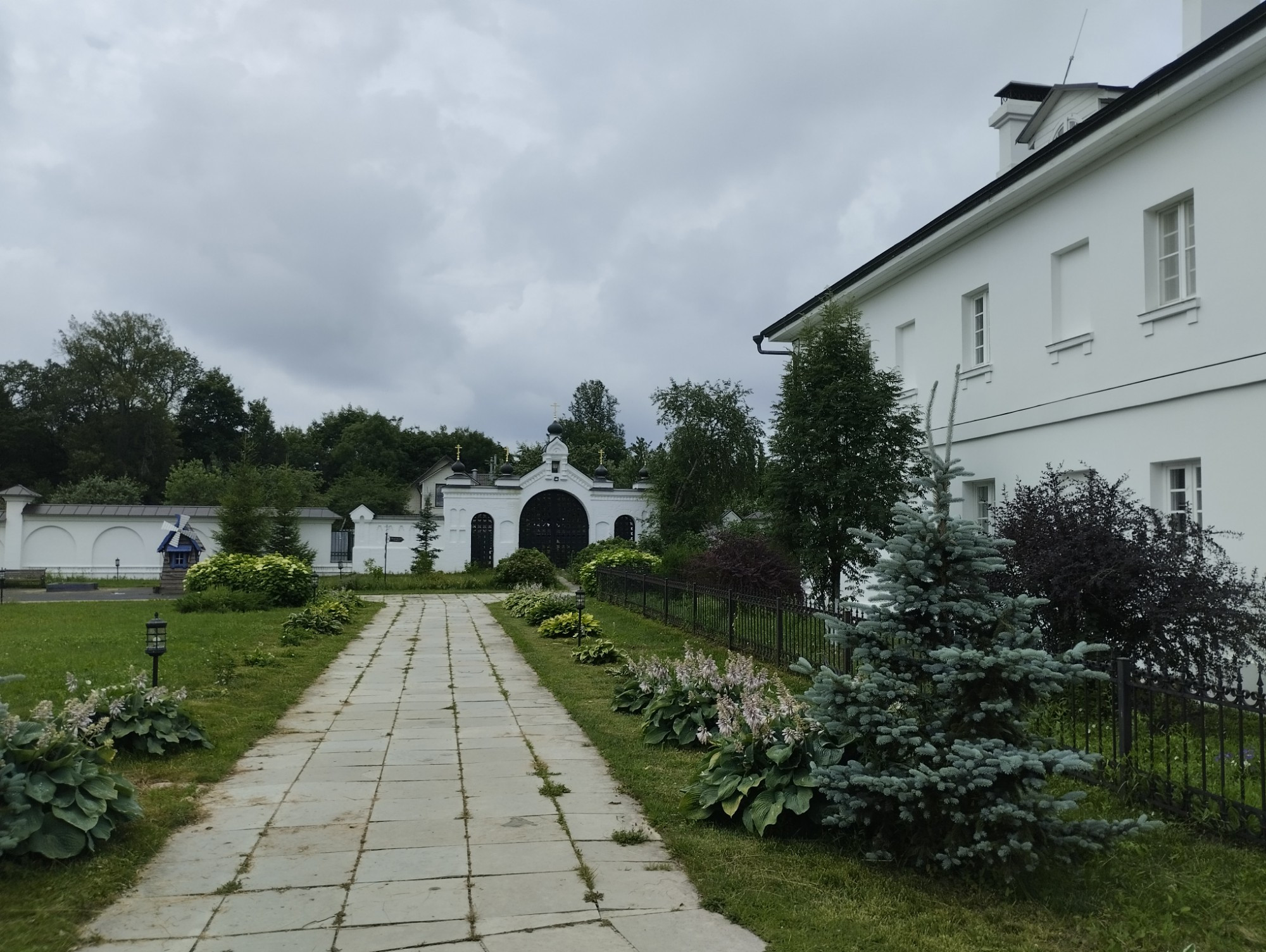 Памятник воину-освободителю, Russia