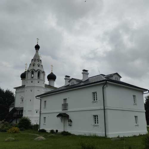 Памятник воину-освободителю, Russia