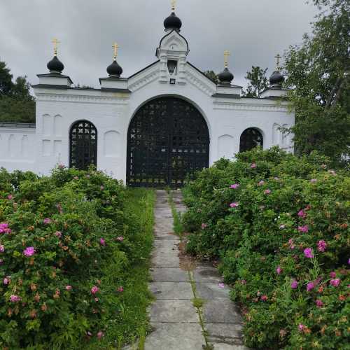 Памятник воину-освободителю, Russia