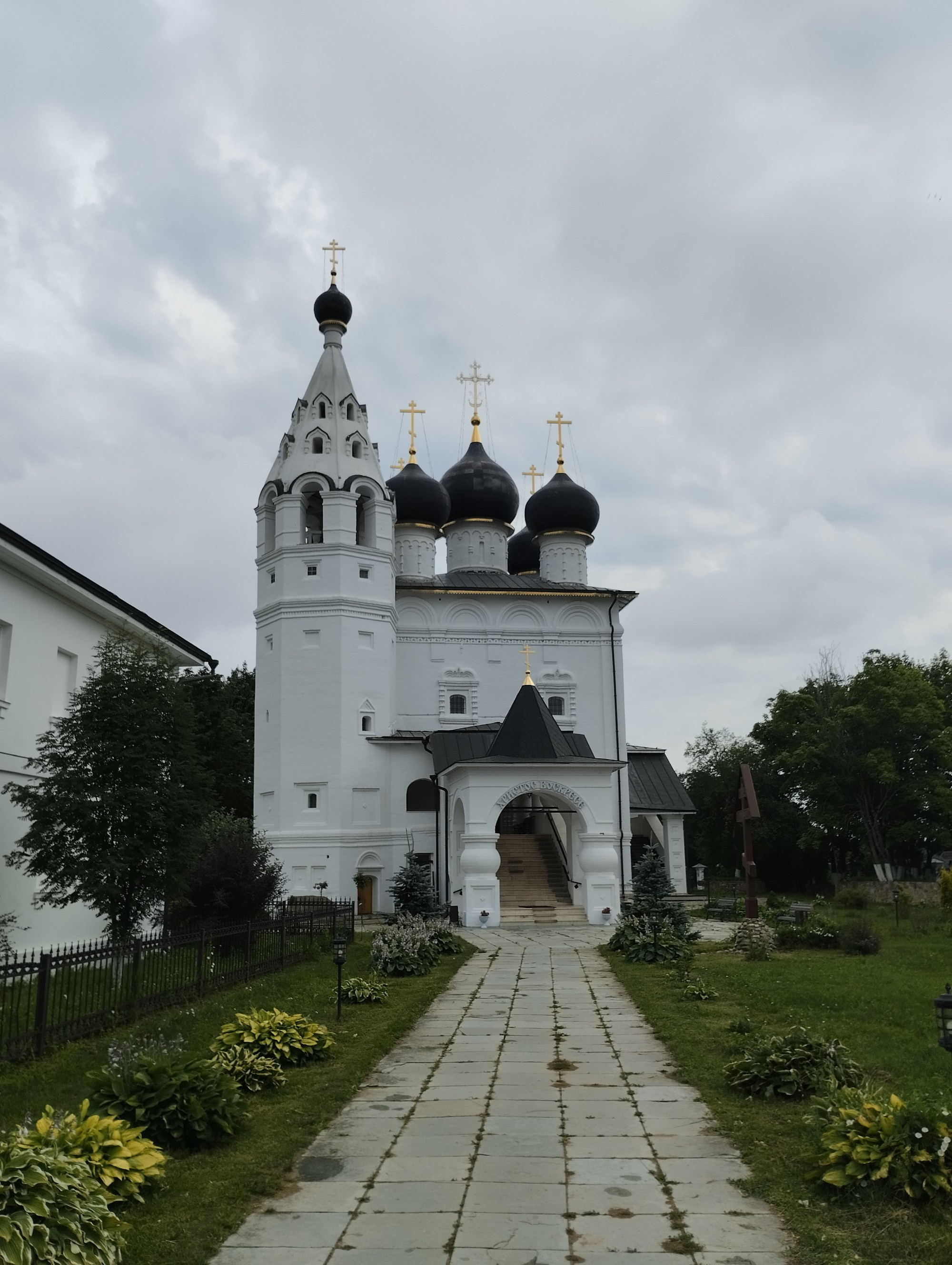 Памятник воину-освободителю, Russia