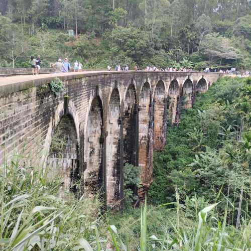 Девятиарочный мост, Шри-Ланка