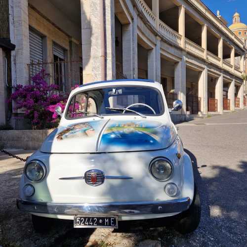 Тиндари, Италия