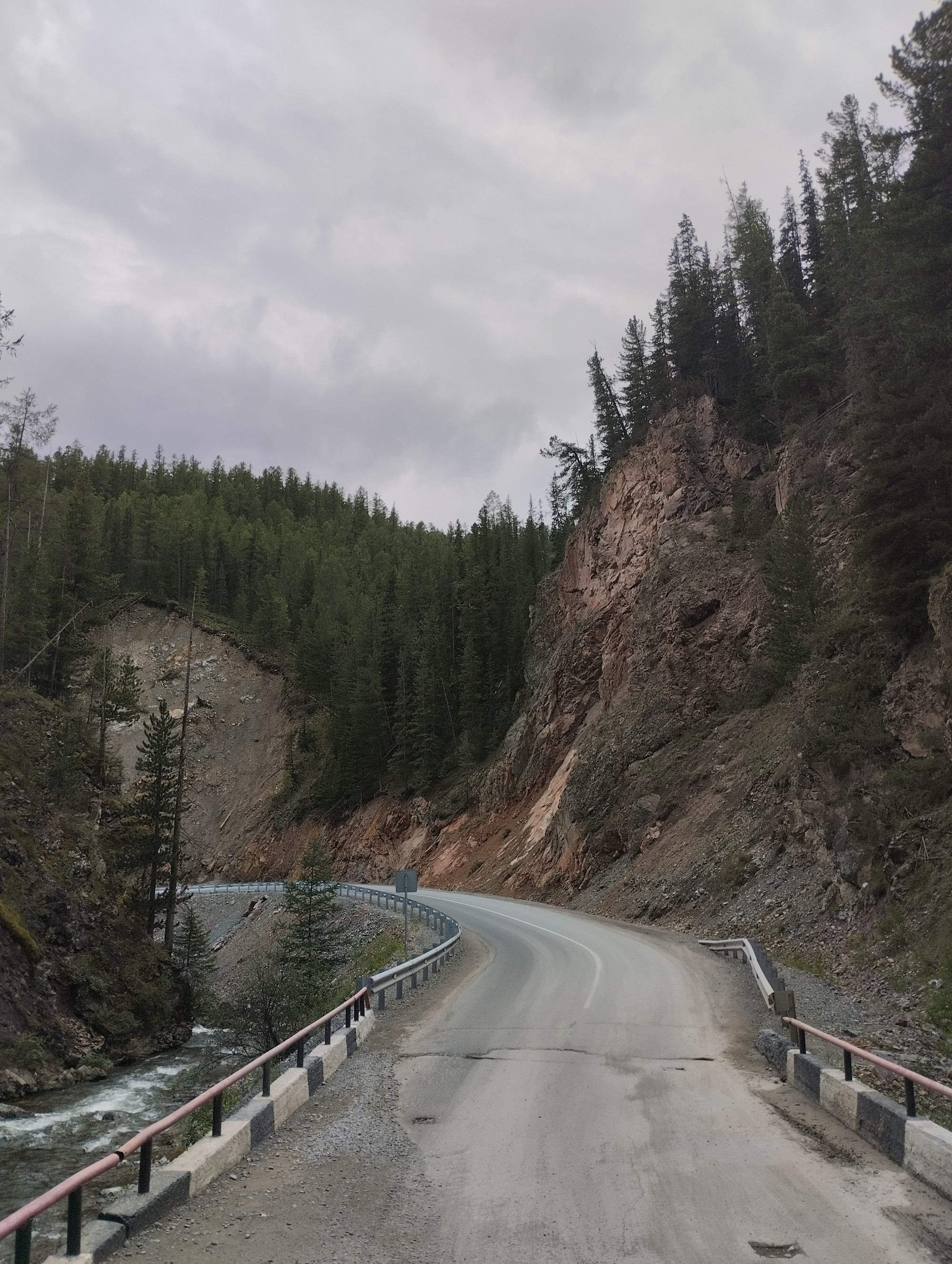 Скала Красные Ворота, Russia