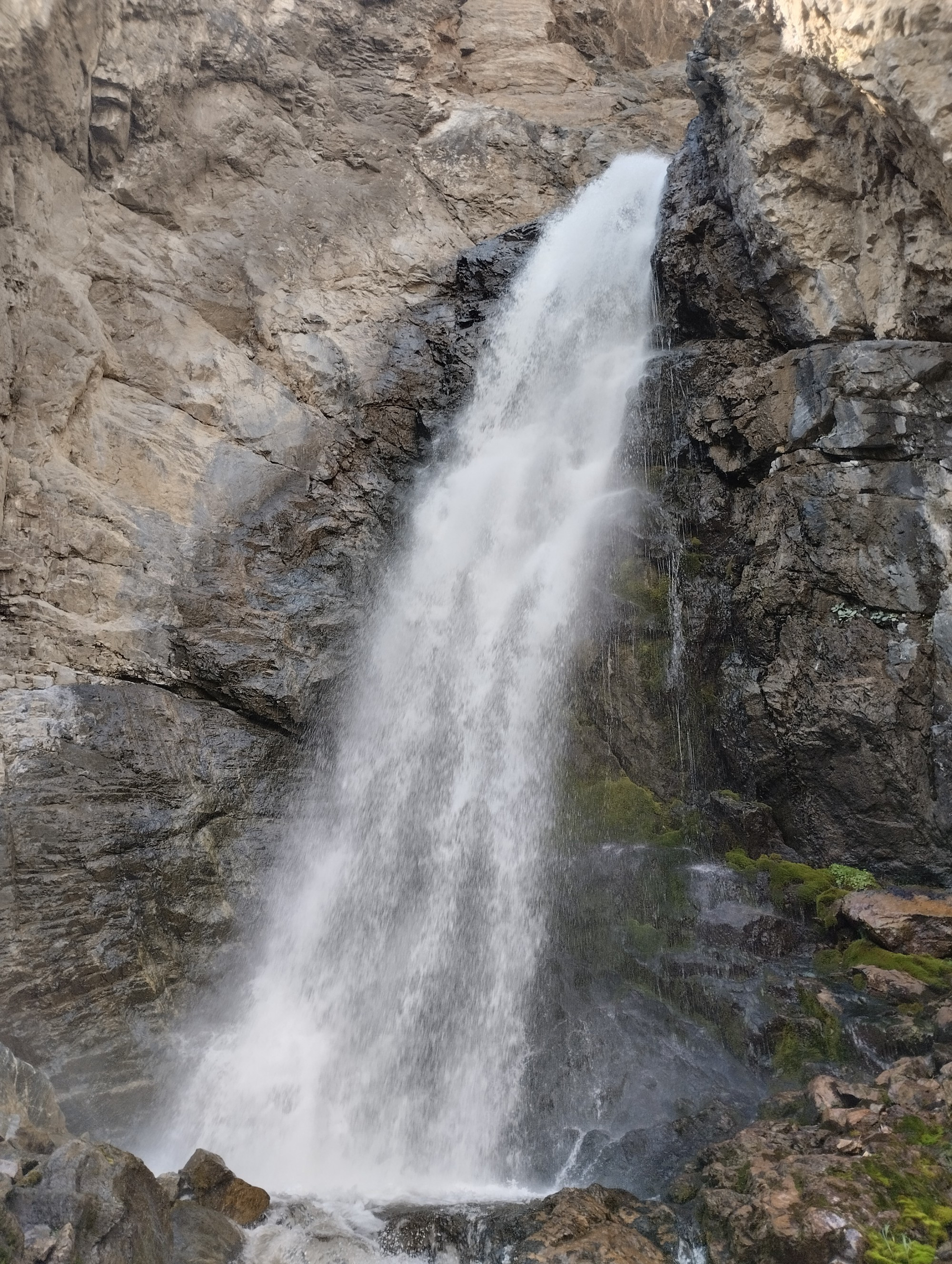 Водопад Верхний Кулузун, Russia