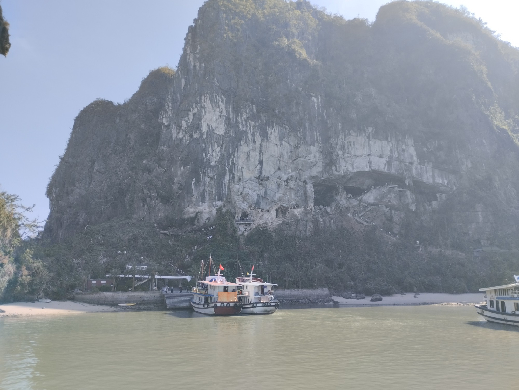 Пещера Сунг Сот, Vietnam