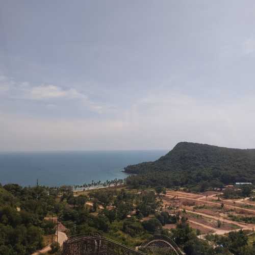 Смотровая башня на Ананасовом острове, Vietnam