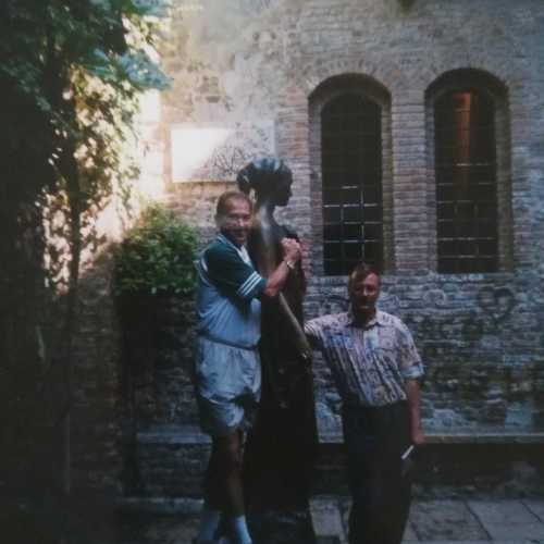 Дом Джульетты, Италия