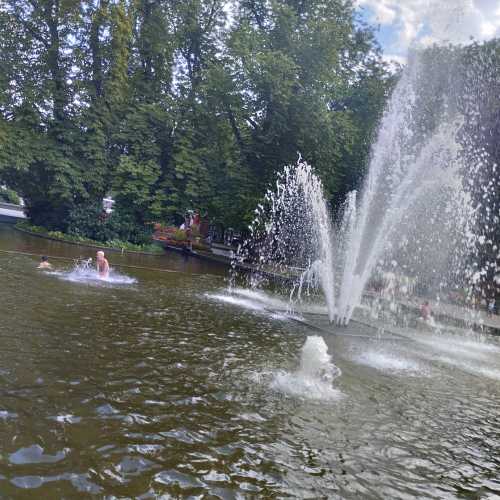 Парламентский парк, Норвегия