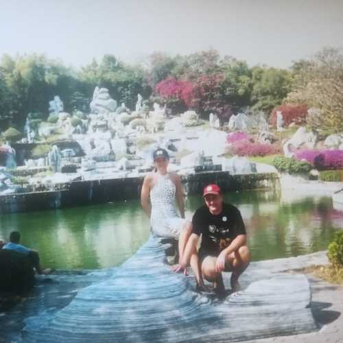 Парк миллионолетних камней и крокодиловая ферма, Таиланд