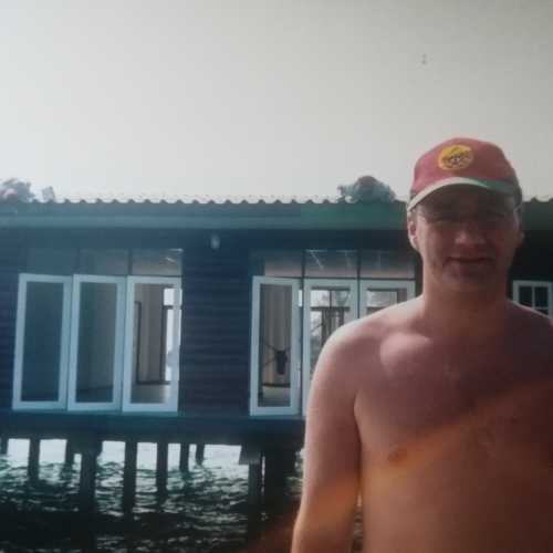 Парк миллионолетних камней и крокодиловая ферма, Таиланд