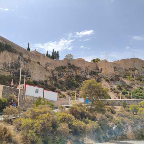 Крепость Санта-Барбара, Испания