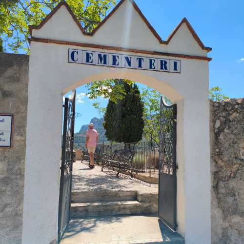 Замок Гуадалест, Испания