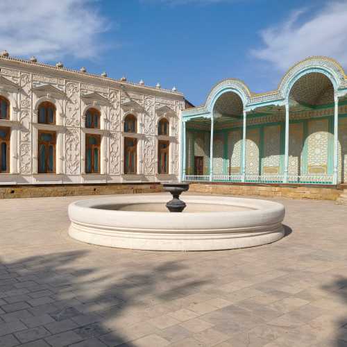 Дворец Ситораи Мохи Хоса, Узбекистан