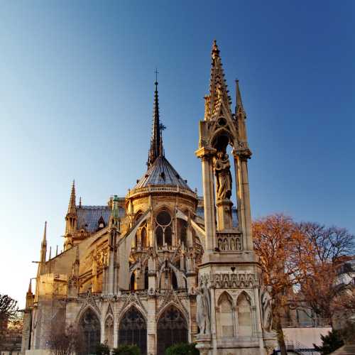 Собор Парижской Богоматери, Франция