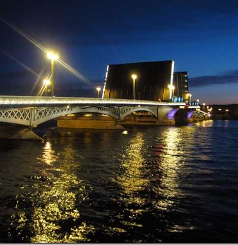 Благовещенский мост, Россия