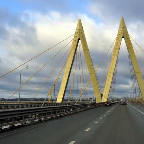 Мост Миллениум, Россия