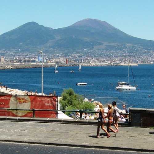 Vesuvius photo