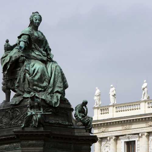 Statue of the Austrian Empress Maria Theresia Vienna