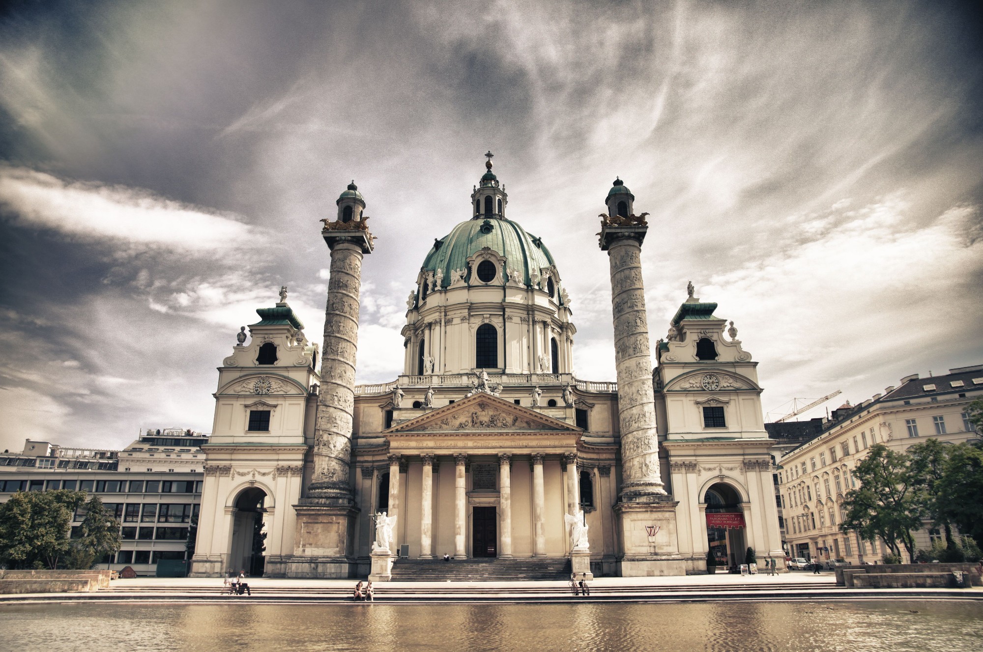 соборы и церкви вены