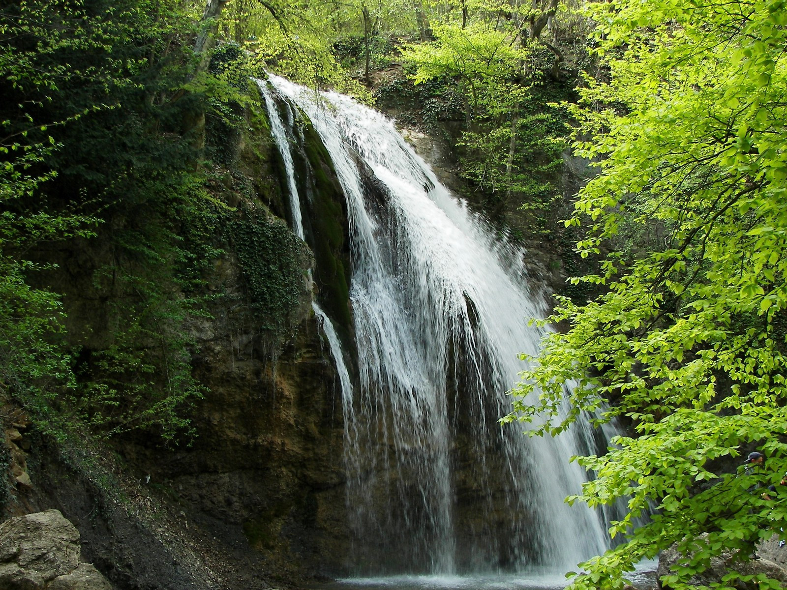 Водопады крыма. Водопад Джур-Джур (село Генеральское). Хапхальский заказник. Слайд водопад Крыма Джур Джур. Водопад Джур фото.