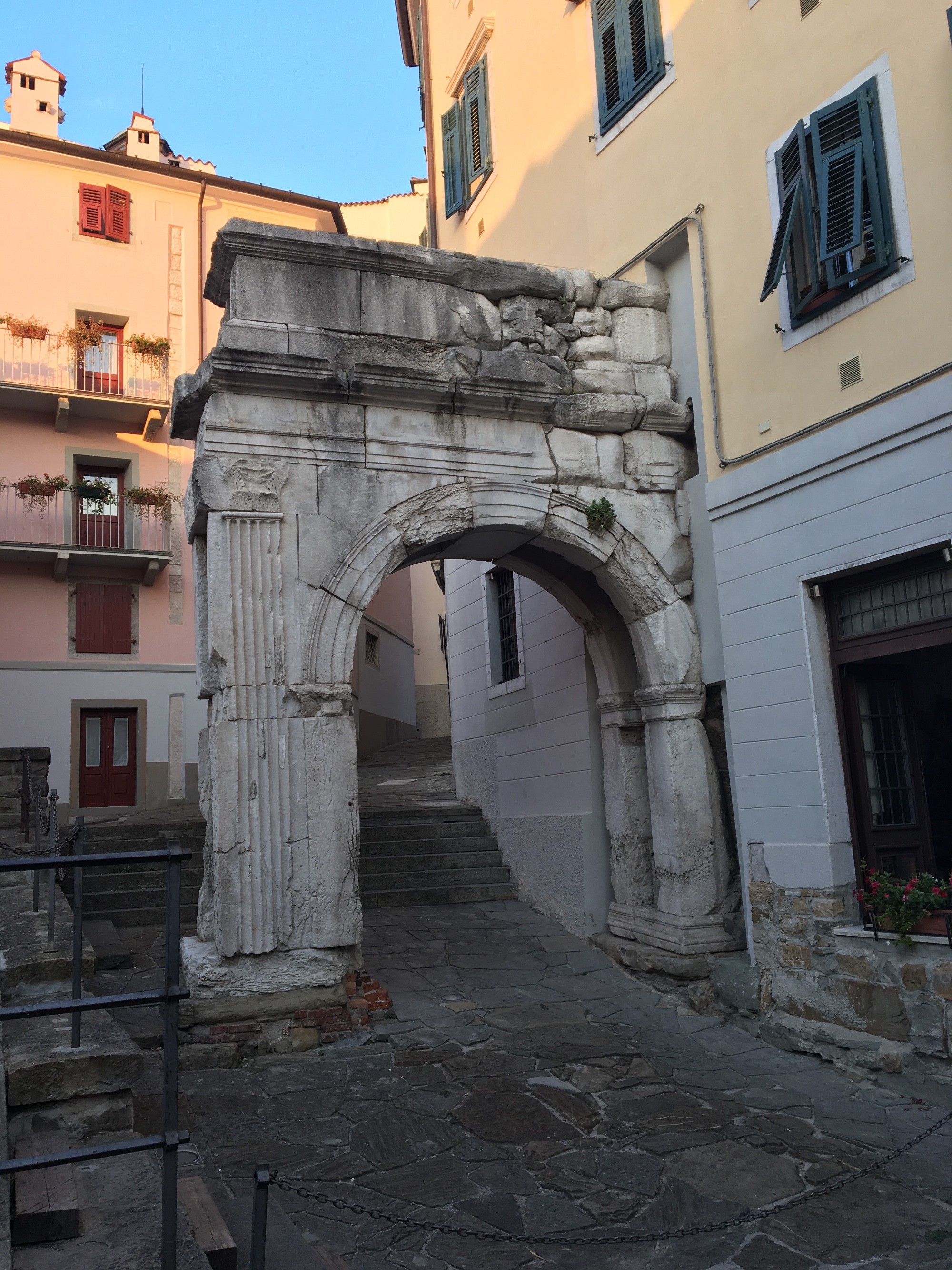 Arco di Riccardo, Italy