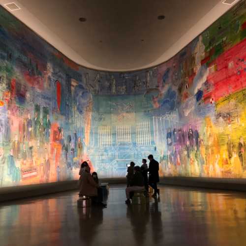 Музей современного искусства в Токийском дворце 