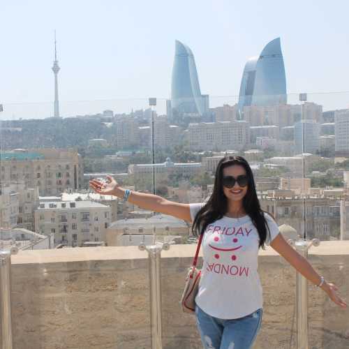 Девичья башня, Азербайджан
