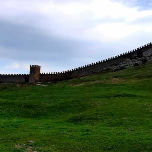 Genoese Fortress, Crimea